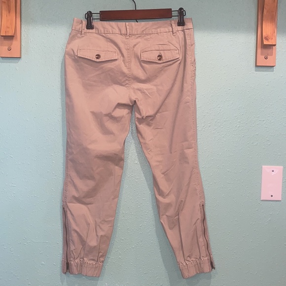 Converse One Star khakis.  Women’s size 4. - Picture 4 of 7